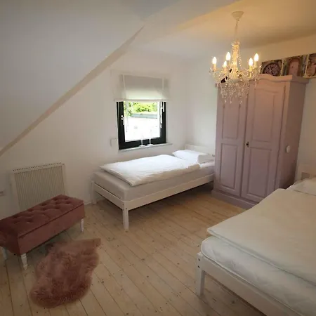 In 51101 * 坎普-波恩霍芬